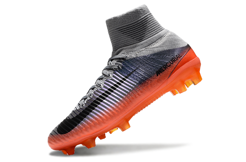 Chuteira Campo Nike Retrô Mercurial Superfly 5 FG Prata e Laranja CR7