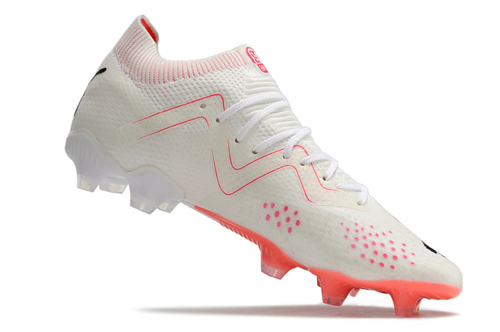 Chuteira Campo Puma Future Ultimate FG Branca e Rosa "Breakthrought Pack"