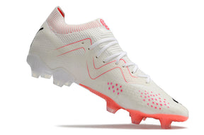 Chuteira Campo Puma Future Ultimate FG Branca e Rosa "Breakthrought Pack"