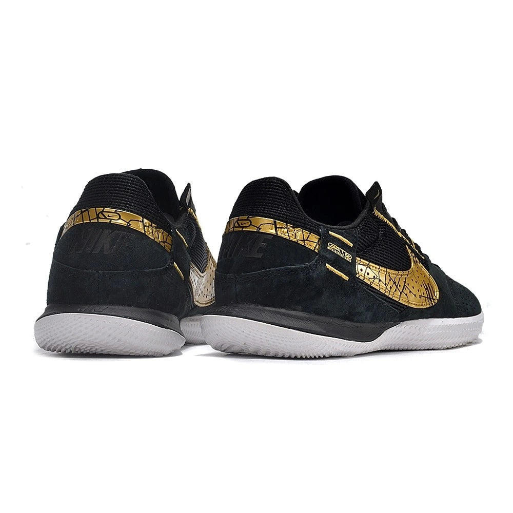 Chuteira Nike Streetgato Preto Futsal Preto com Dourado