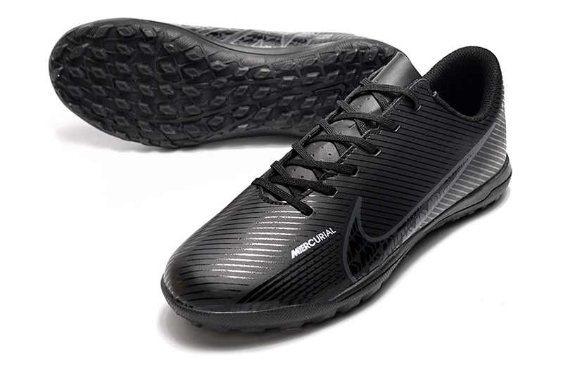 Chuteira Infantil Society Nike Mercurial Vapor 15 Club TF Preta "Shadow Pack"