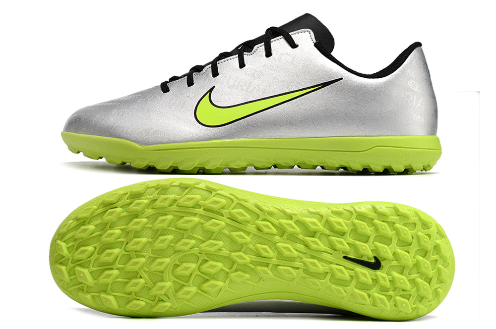 Chuteira Infantil Society Nike Mercurial Vapor 15 Club TF Prata e Verde "Anniversary 25 Years"